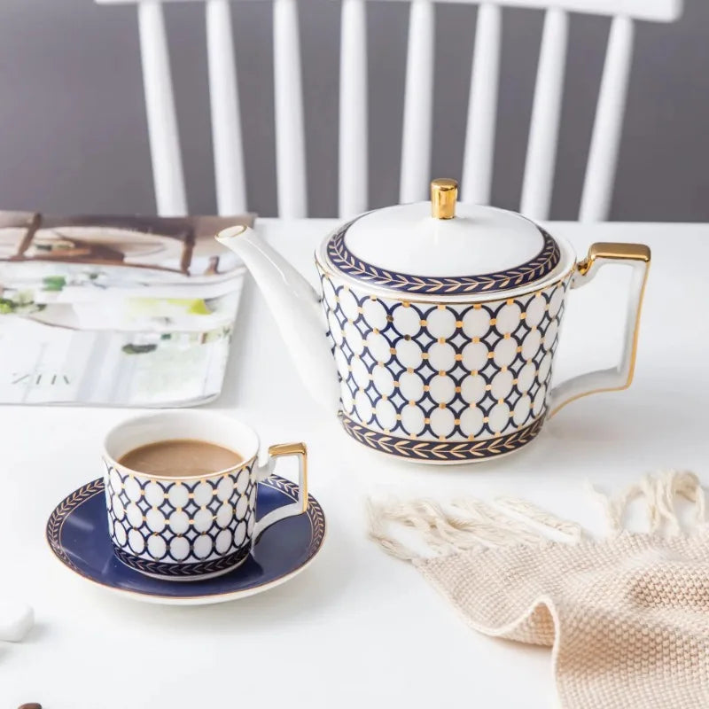 Xícaras de Café de Porcelana Chinesa com Dourado Europeu, Alça Dourada, Xícara de Chá para Sobremesa da Tarde, Conjunto de Chá.